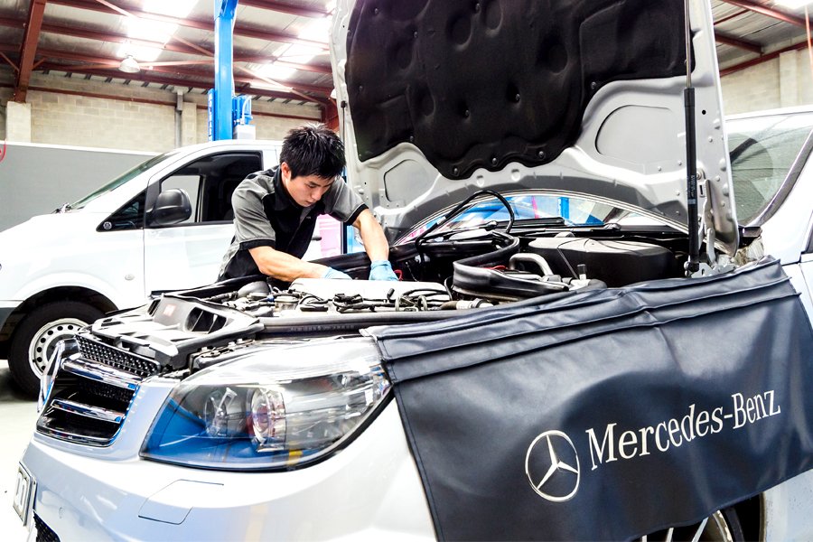 Mercedes Benz Mechanic In Fairfield Explains Oem Parts